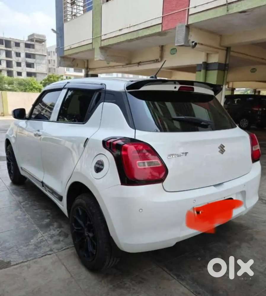 Maruti Suzuki Swift 2021 Petrol 75000 Km Driven