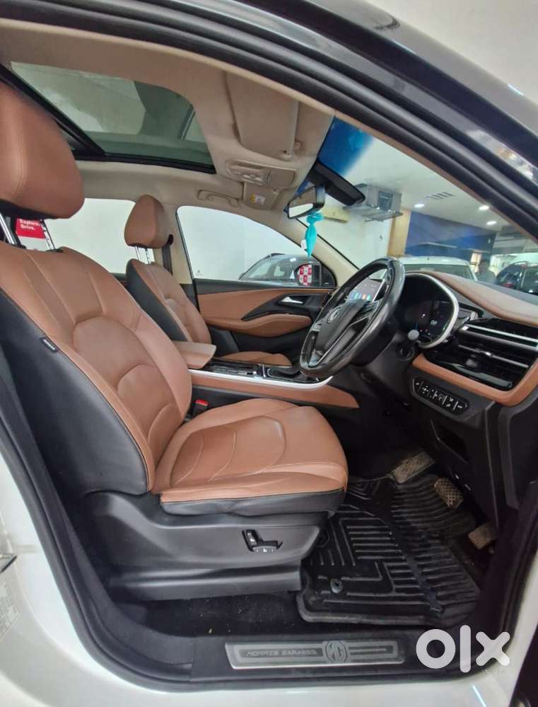 Mg Hector Plus Sharp Pro 1.5 Turbo Petrol Cvt 7 Str, 2023, Petrol