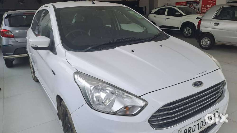 Ford Figo 2012-2015 Petrol Titanium, 2017, Petrol