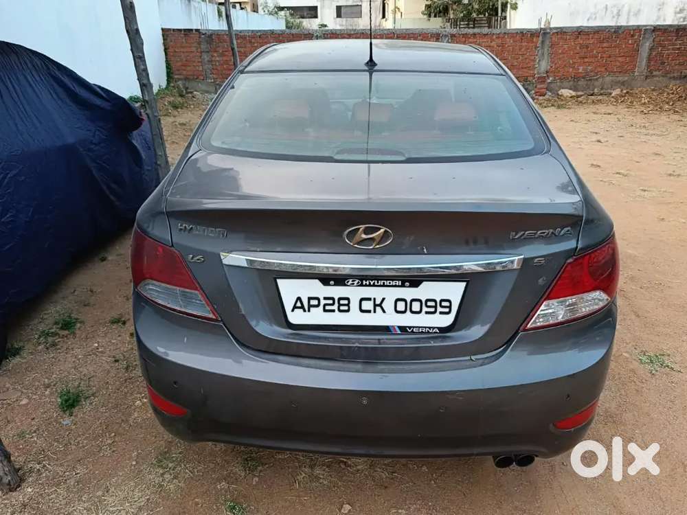 Hyundai Verna 2012 Diesel 98000 Km Driven