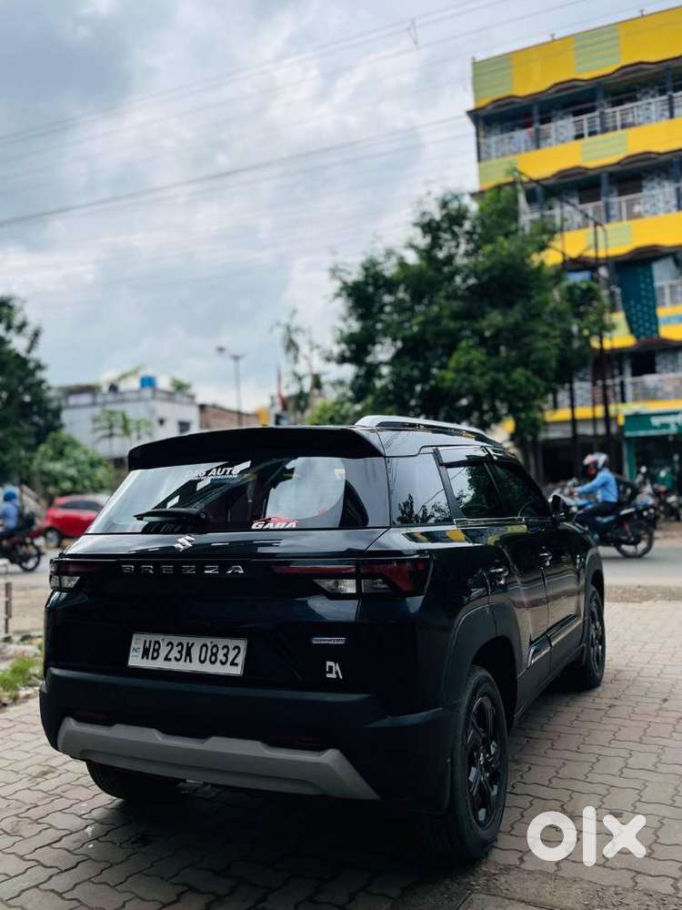 Maruti Suzuki Brezza 1.5 Zxi Smart Hybrid, 2025, Petrol