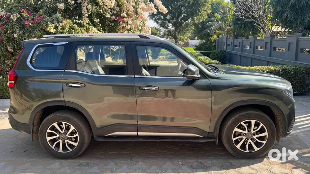 Mahindra Petrol Automatic 2022