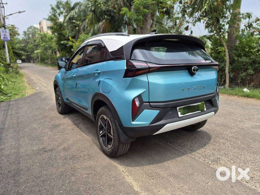 Tata Nexon Creative Plus S 1.2 Revotron Petrol 6 Mt, 2024, Petrol