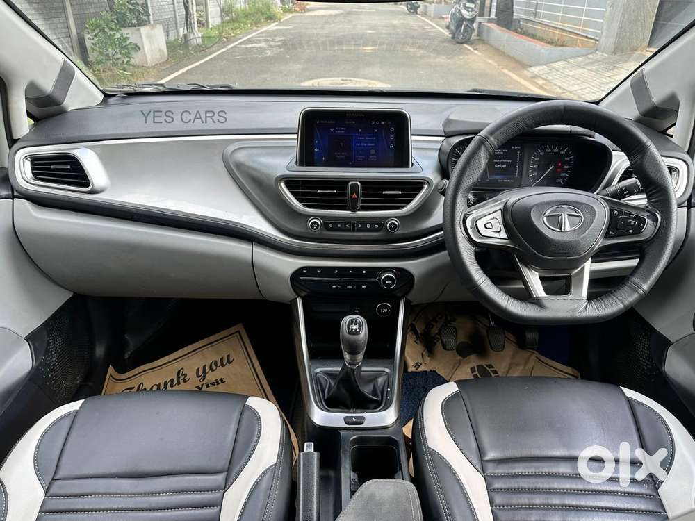 Tata Altroz Xz, 2020, Petrol