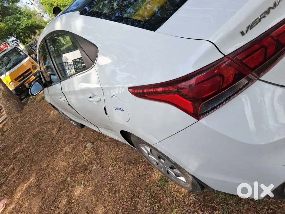 1.6 Disel Next Gen Verna Single Owner With Csr