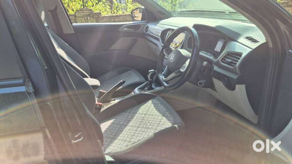 Volkswagen Taigun Highline Plus 1.0tsi At, 2022, Petrol