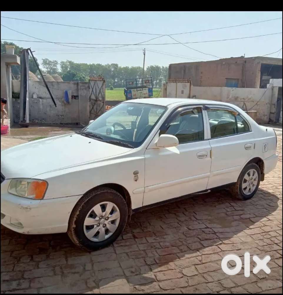 Hyundai Accent Hatchback Petrol 2009