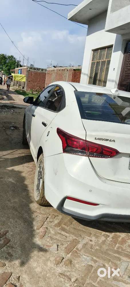 Hyundai Verna 18 Diesel 87000 Km Driven