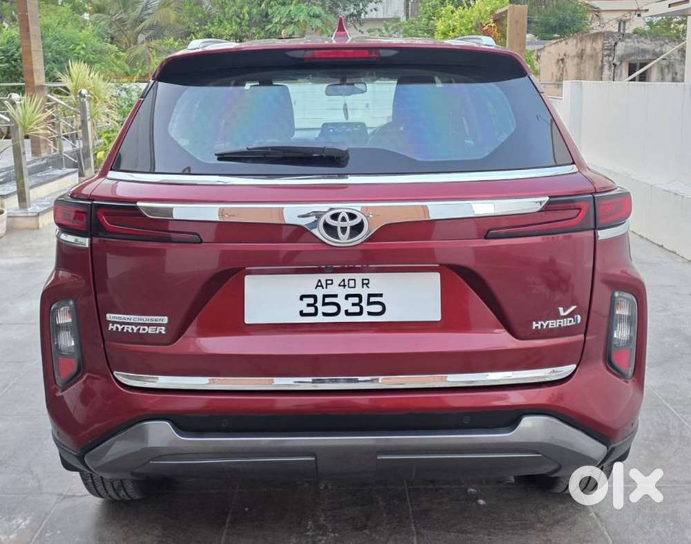 Toyota Urban Cruiser Hyryder 1.5 V Hybrid, 2023, Petrol