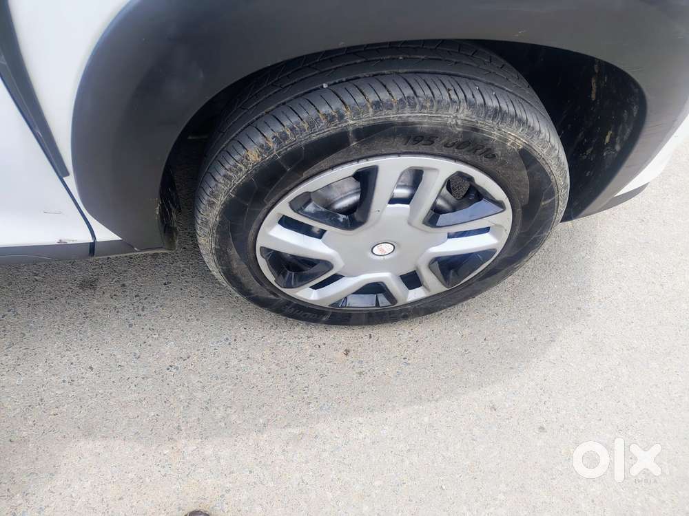 Nissan Magnite 1.0 Xe, 2022, Petrol