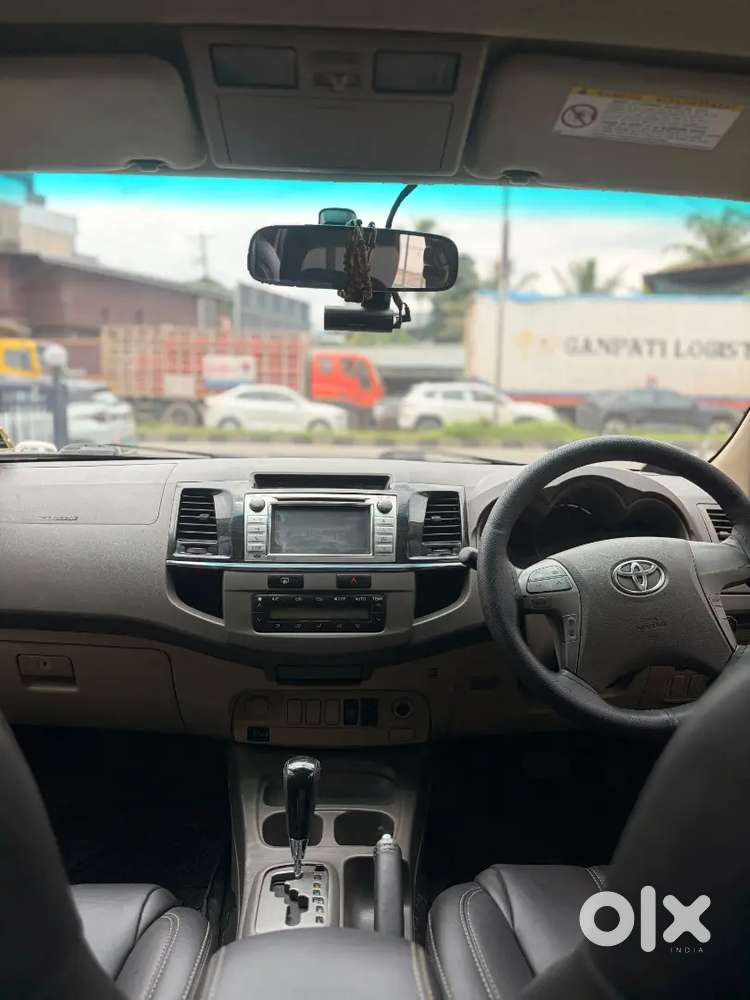 Toyota Fortuner Diesel 2012