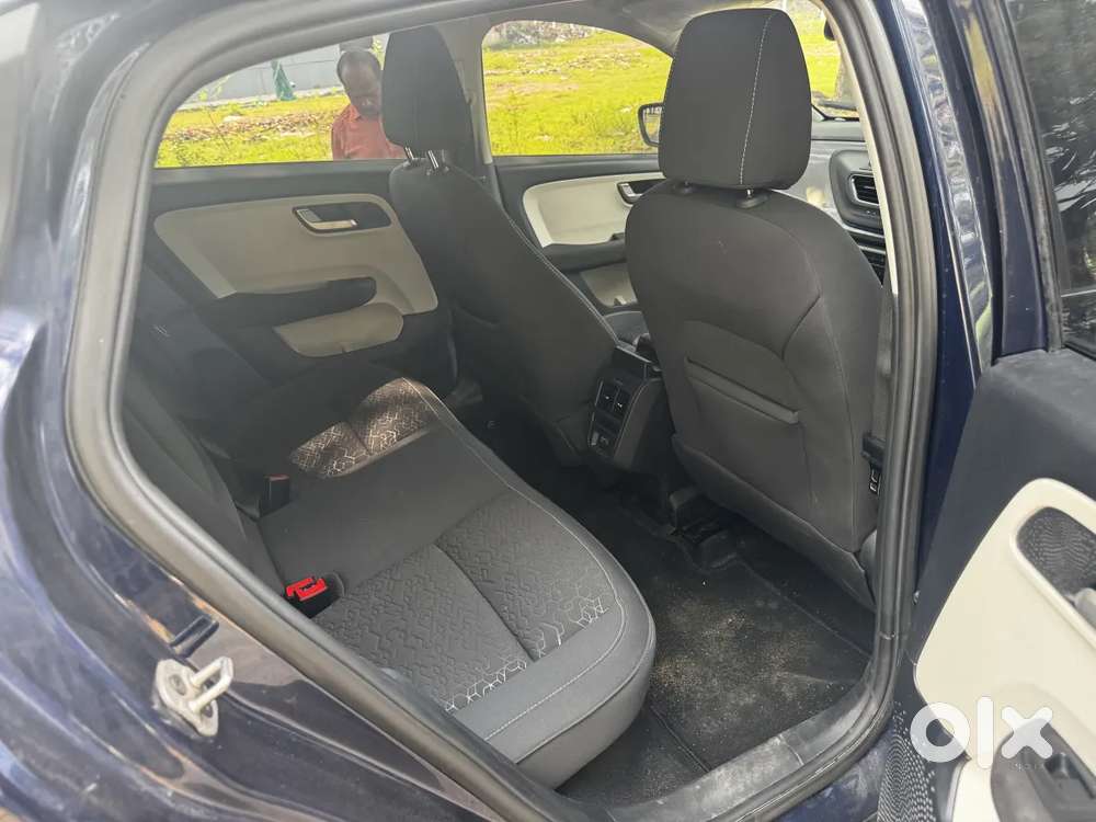 Tata Altroz Xz Plus (s), 2024, Petrol