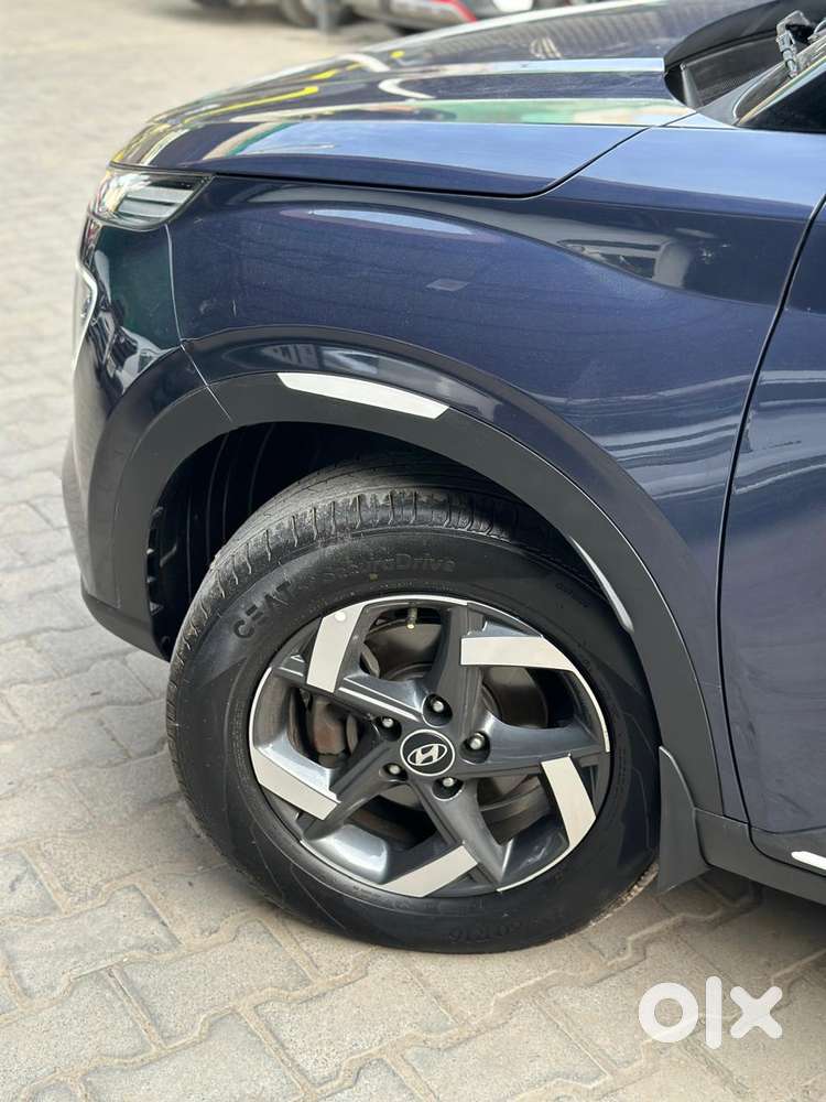 Hyundai Venue Sx Dual Tone, 2019, Petrol