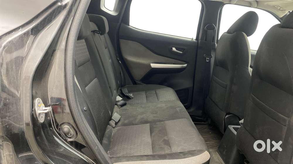 Nissan Magnite 1.0 Xv Turbo Cvt, 2022, Petrol