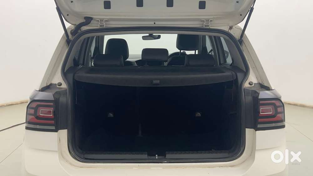 Volkswagen Taigun Topline 1.0 Tsi At (electric Seats), 2023, Petrol