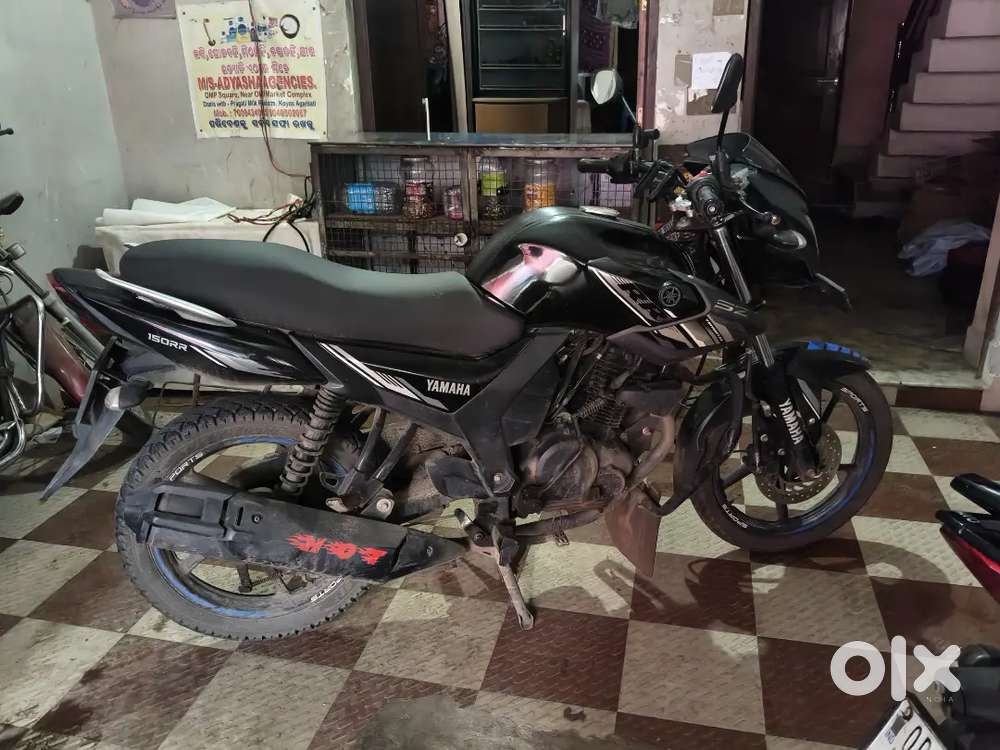 Yamaha SZ RR 2015