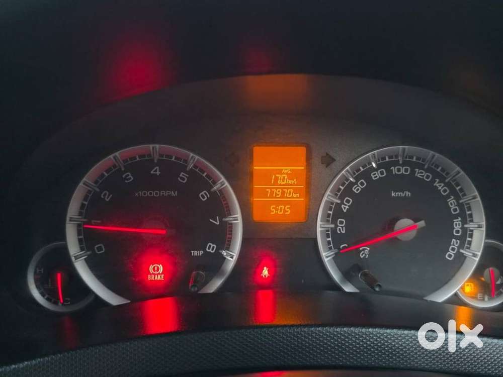 Maruti Suzuki Swift Vxi Optional, 2014, Petrol