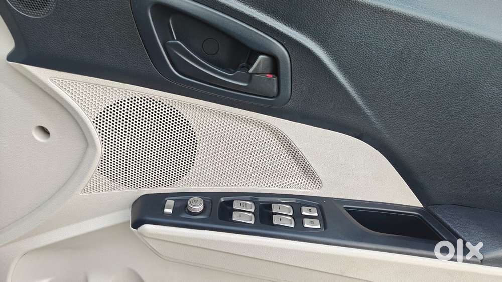 Mahindra Xuv300 W6, 2019, Petrol