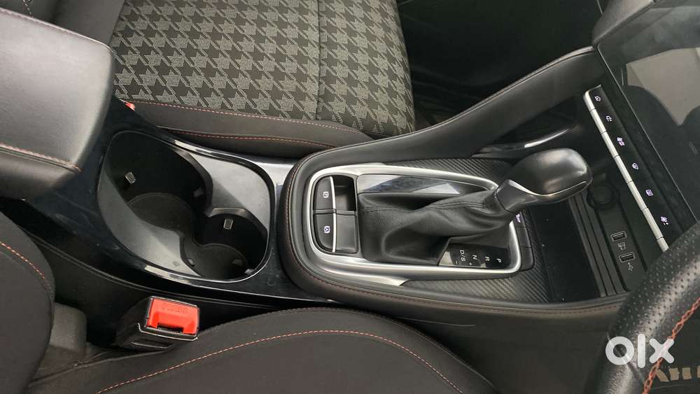 Mg Astor Smart Cvt Black Storm, 2023, Petrol