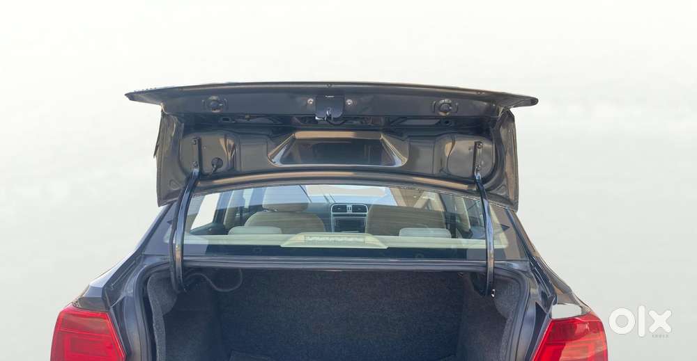 Volkswagen Ameo 1.2 Mpi Highline 16 Alloy, 2017, Petrol