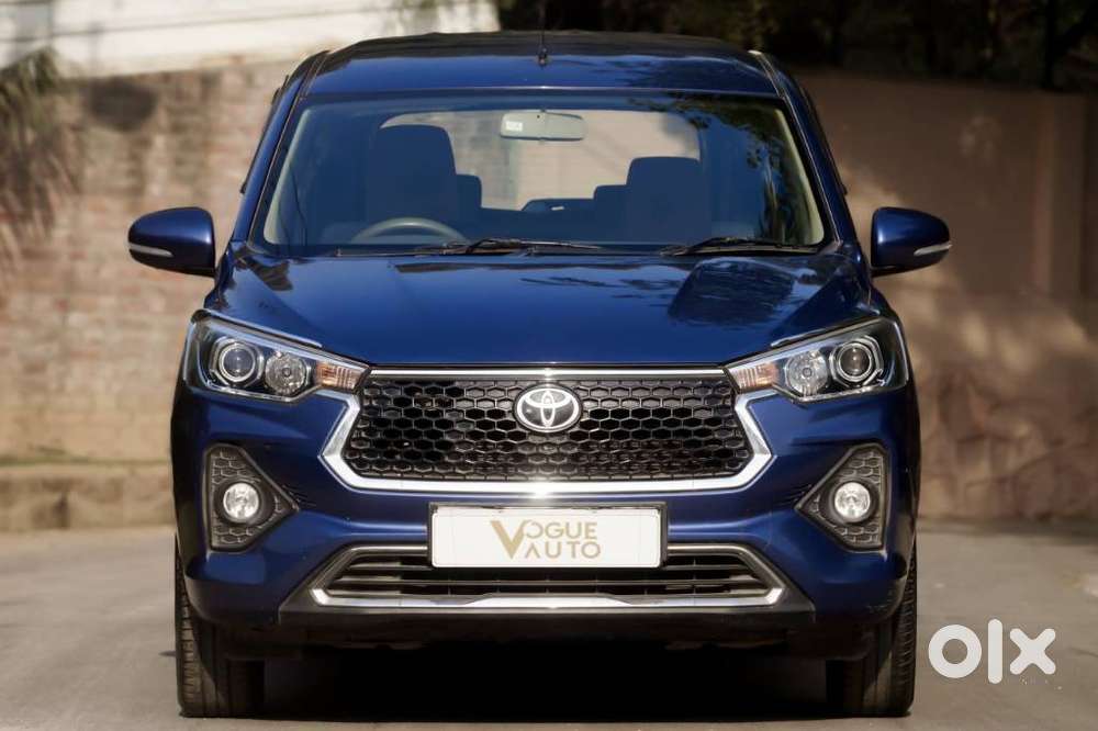 Toyota Rumion V At, 2023, Petrol
