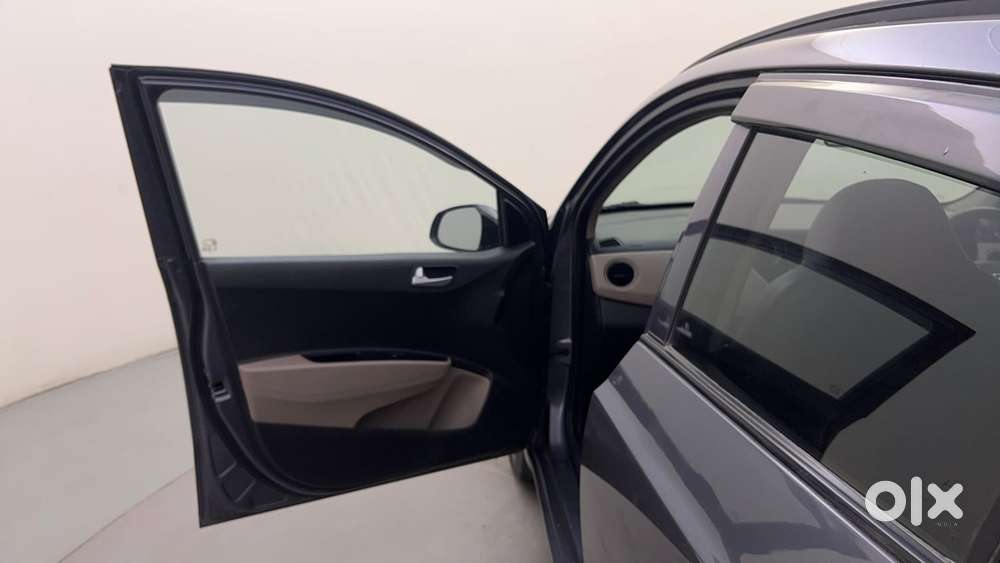 Hyundai Grand I10 1.2 Kappa Sportz Option At, 2017, Petrol