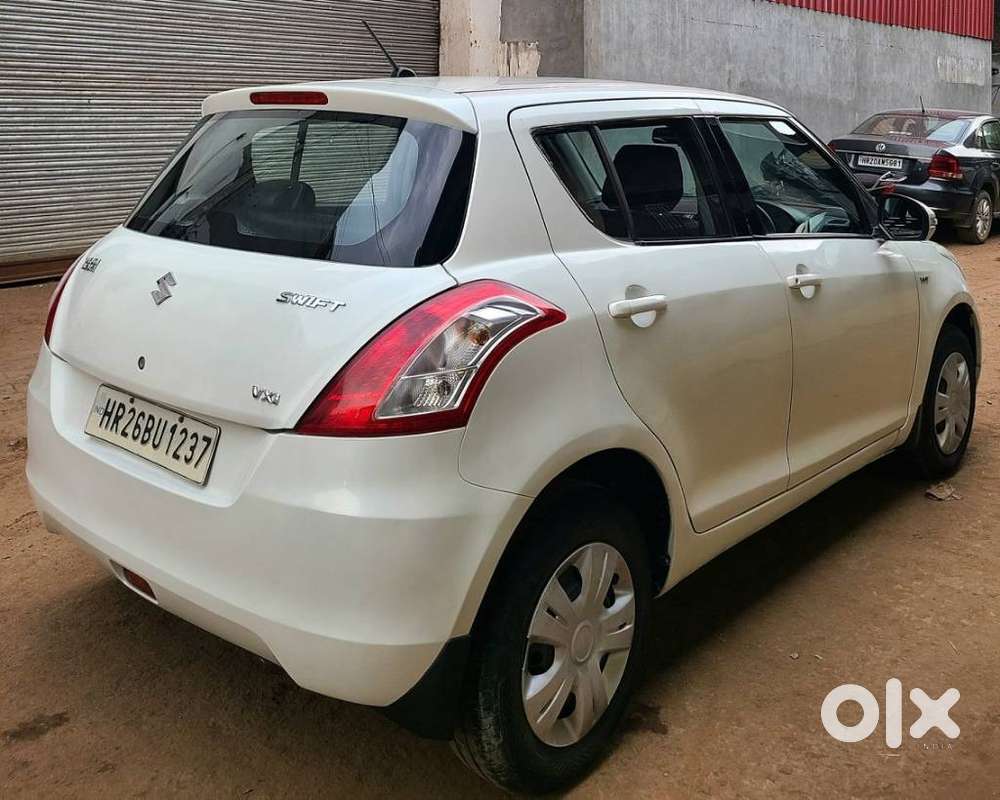 Maruti Suzuki Swift 1.2 Vxi (o), 2012, Petrol