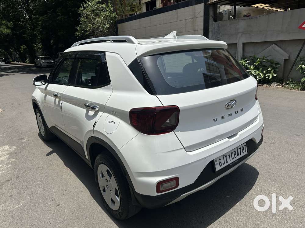 Hyundai Venue S Plus Mt 1.2 Kappa, 2020, Petrol