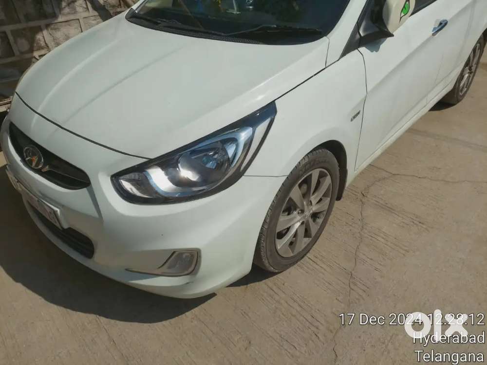 Hyundai Verna Fludic Automatic