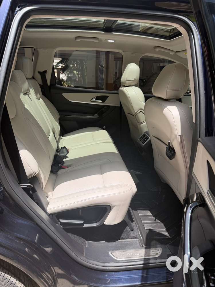 Mahindra Xuv700 Diesel 2023