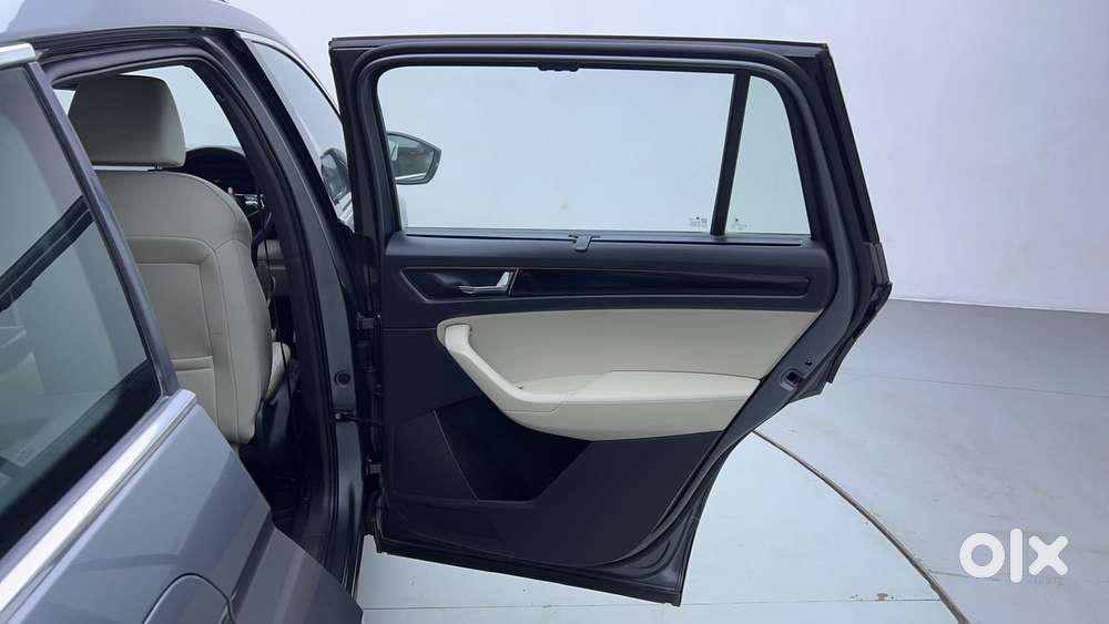 Skoda Kodiaq 2.0 L&k Tdi 4x4 At, 2023, Petrol