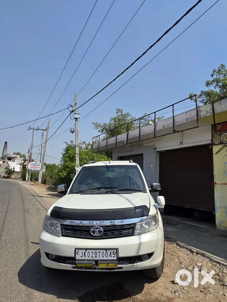 Tata Safari Strome Varicor 400 With 6 Gear Transmission Top Condition