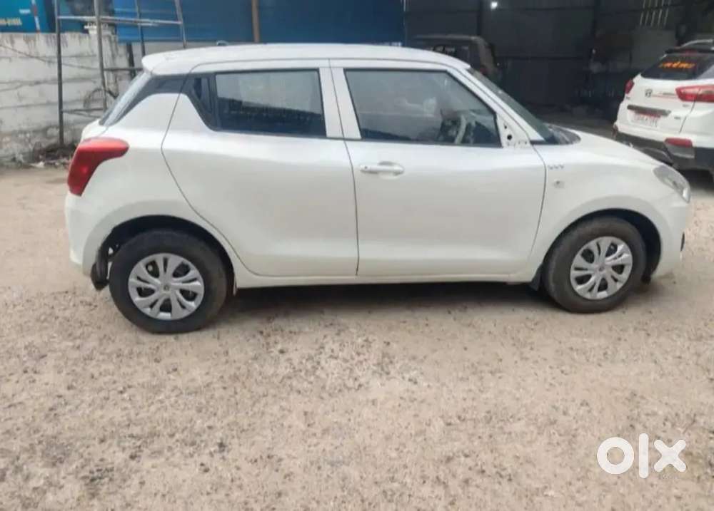 Maruti Suzuki Swift Lxi 2018