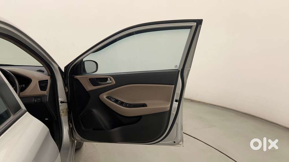 Hyundai Elite I20 Asta (o) 1.2 Mt, 2016, Petrol