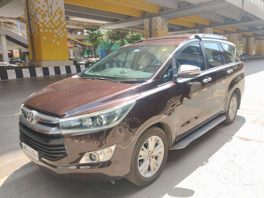 Toyota Innova Crysta 2.8 Zx At 7 Seater, 2017, Diesel
