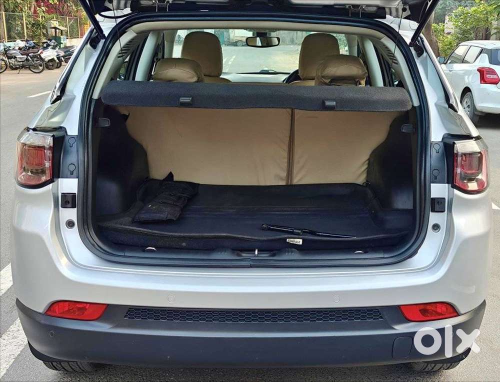 Jeep Compass 2.0 Longitude Option, 2019, Diesel