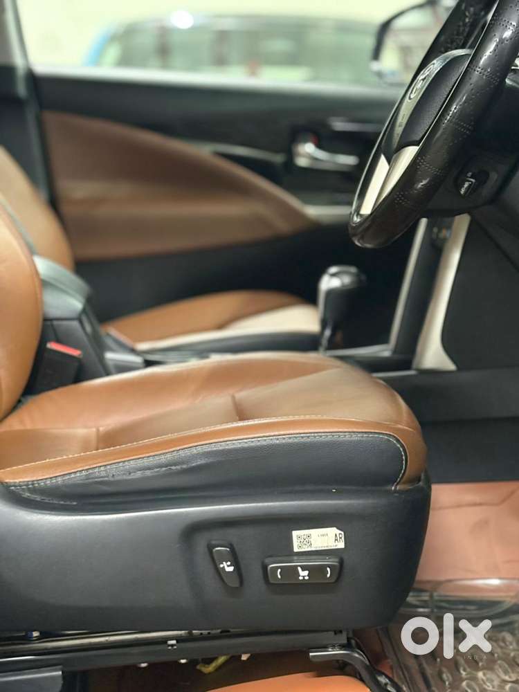 Toyota Innova Crysta