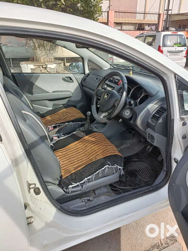 Honda City Zx 2007 Cng & Petrol Well Maintained