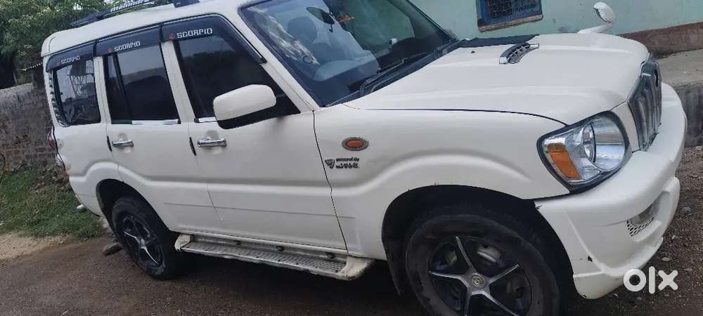 Mahindra Scorpio Lx 2013