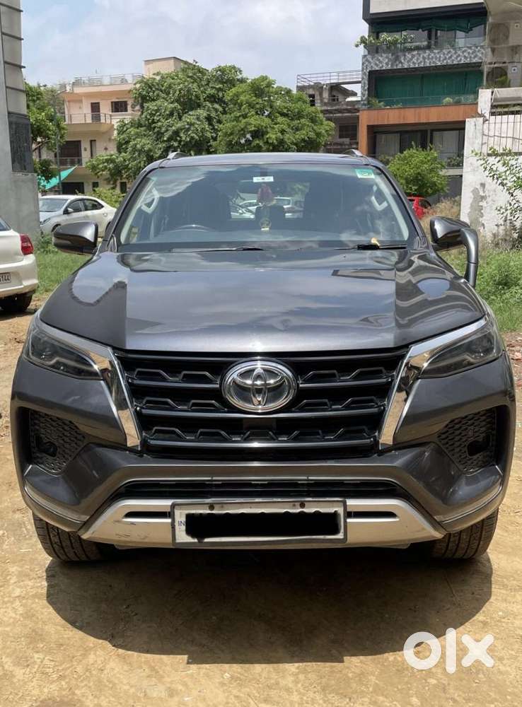 Toyota Fortuner 4x2 At 2.8 Diesel, 2022, Diesel
