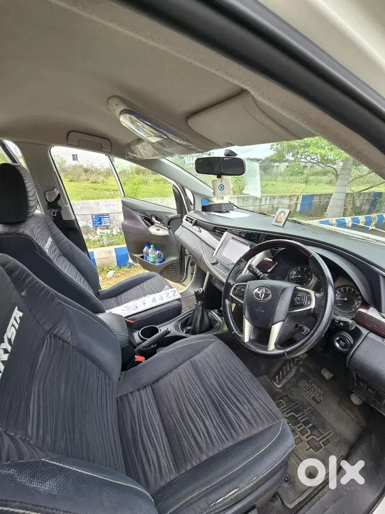 Toyota Innova Crysta 2016 Diesel Mt