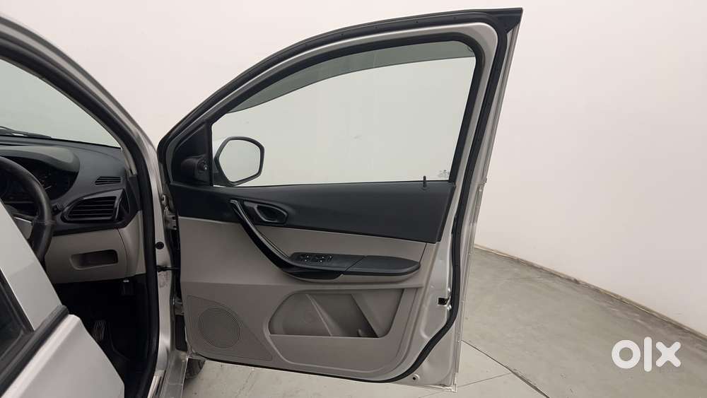 Tata Tiago 1.05 Revotorq Xt, 2017, Diesel