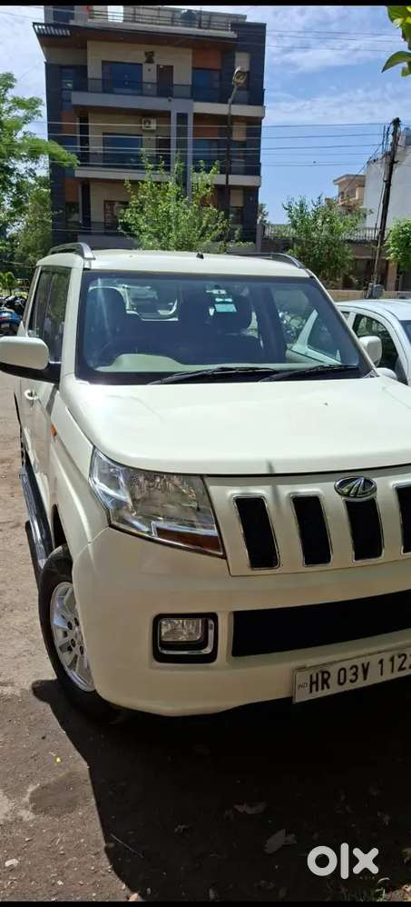 Mahindra Tuv 300 2017 Diesel 110000 Km Driven