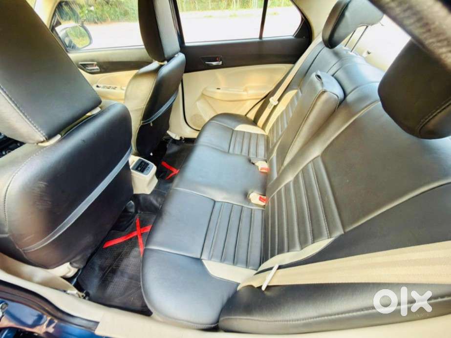 Maruti Suzuki Dzire Vxi Ags, 2022, Petrol