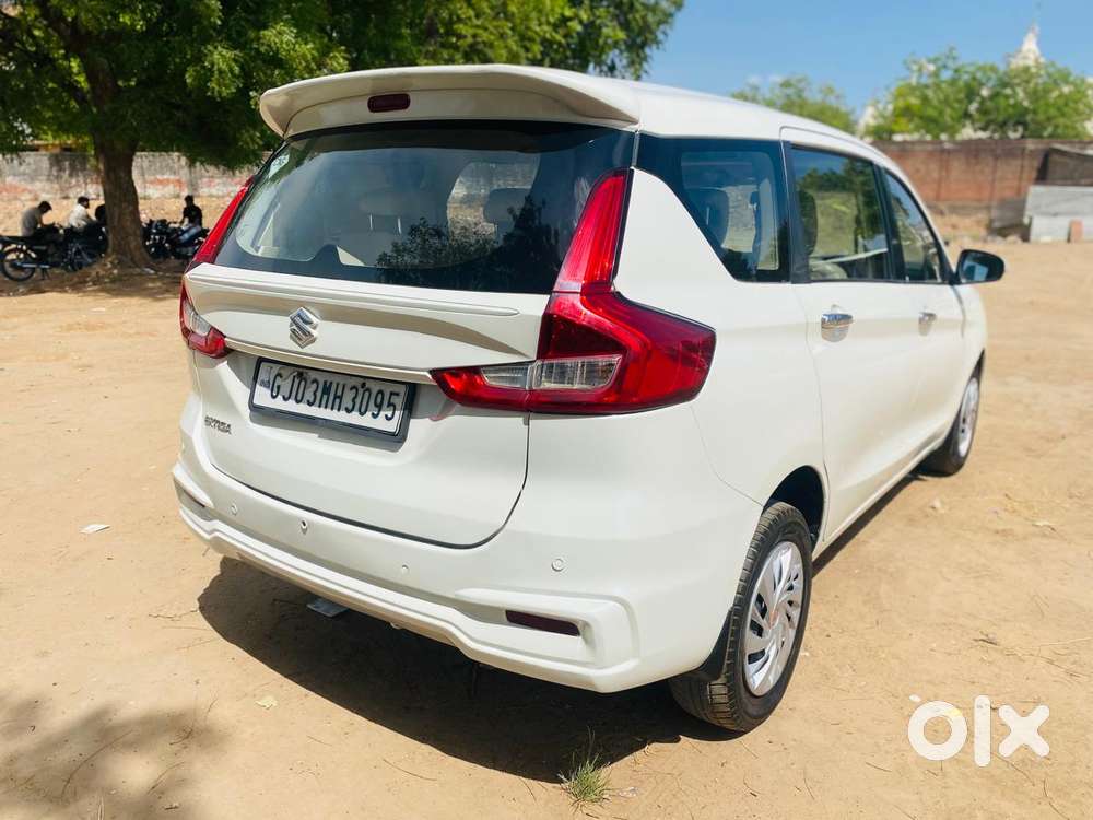 Maruti Suzuki Ertiga 1.4 Vxi Cng Anniversary Edition, 2022, Cng & Hy..