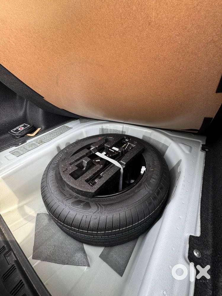 Volkswagen Virtus Highline Plus 1.0 Tsi At, 2024, Petrol