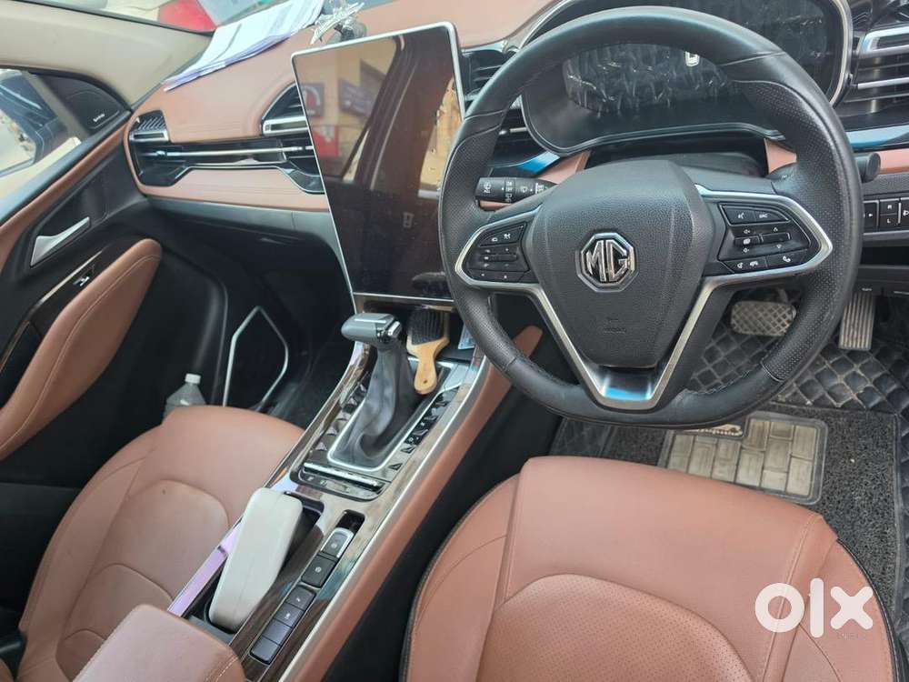 Mg Petrol Automatic 2025
