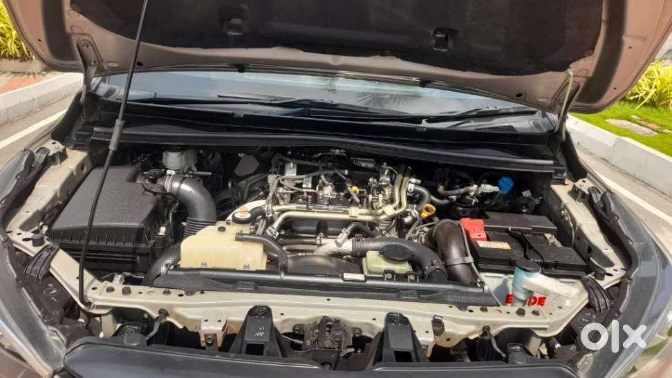 Toyota Innova Crysta 2.4 Gx Limited Edition At 7 Str, 2022, Diesel