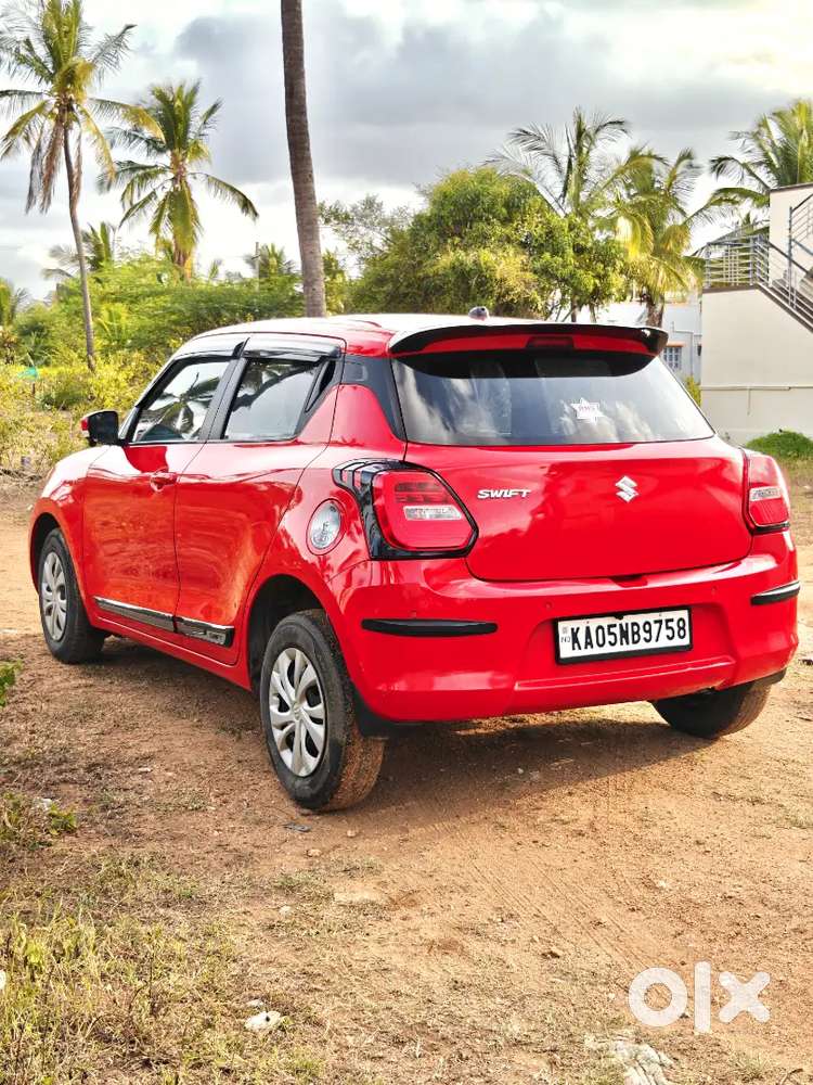 Maruti Suzuki Swift Vxi 2021
