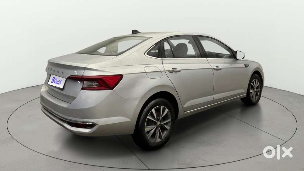 Skoda Slavia Style 1.0l Tsi Mt, 2022, Petrol